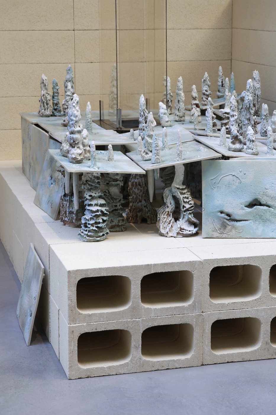 8_Fondazione_Officine_Saffi_Supponiamo_un_amore_installation_views.jpg